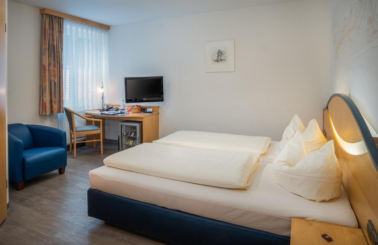 Hotel Atrium Garni 4*